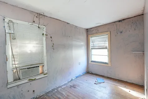 2863 Shadow Lawn Momence IL 60954
