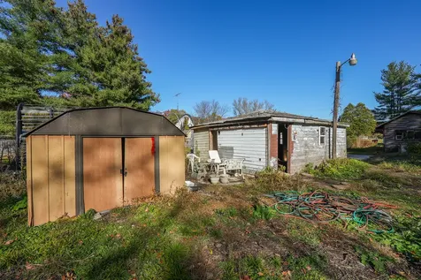 2863 Shadow Lawn Momence IL 60954