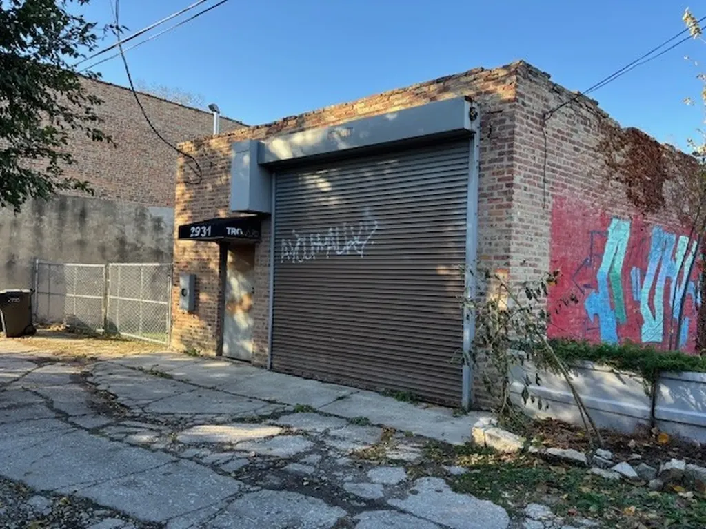 2931 West Madison Street Chicago IL 60612