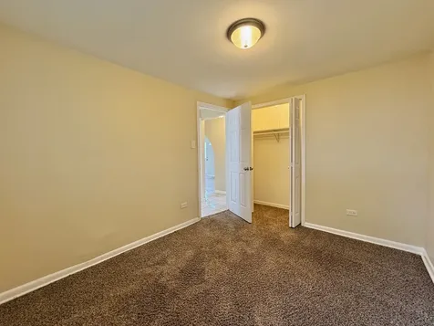 163 West Raye Drive Chicago Heights IL 60411