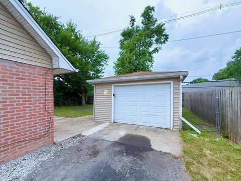 163 West Raye Drive Chicago Heights IL 60411