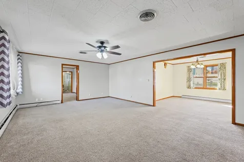 419 North Main Street Farmer City IL 61842