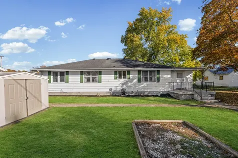 419 North Main Street Farmer City IL 61842