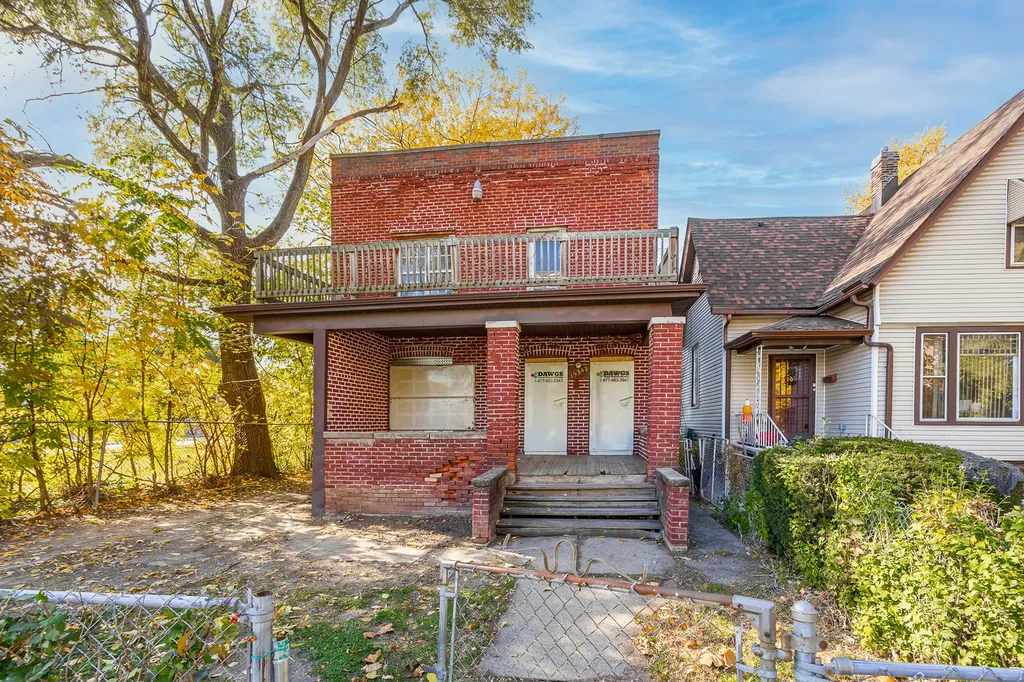 15342 Loomis Avenue Harvey IL 60426