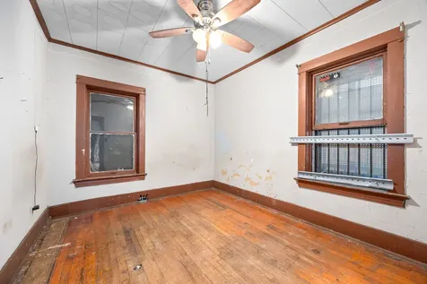 15342 Loomis Avenue Harvey IL 60426