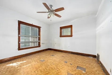 15342 Loomis Avenue Harvey IL 60426