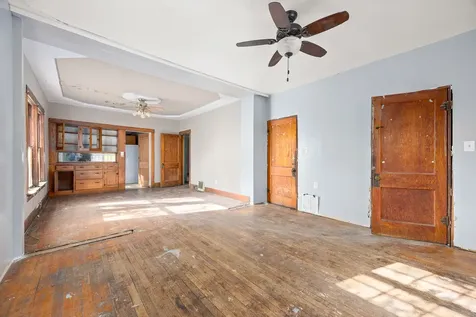 15342 Loomis Avenue Harvey IL 60426