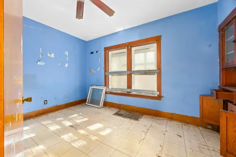 15342 Loomis Avenue Harvey IL 60426