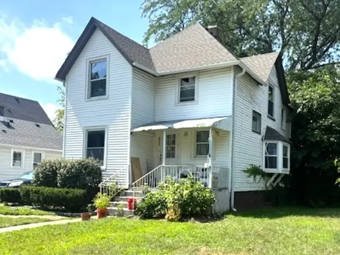 2712 Elizabeth Avenue Zion IL 60099