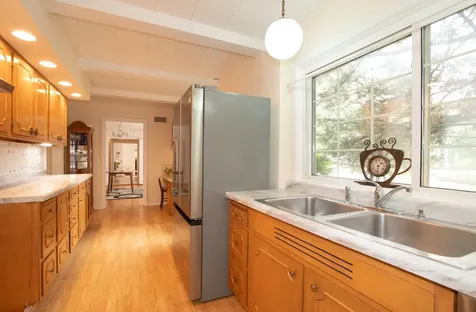 1402 Lathrop Avenue River Forest IL 60305