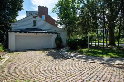 1402 Lathrop Avenue River Forest IL 60305