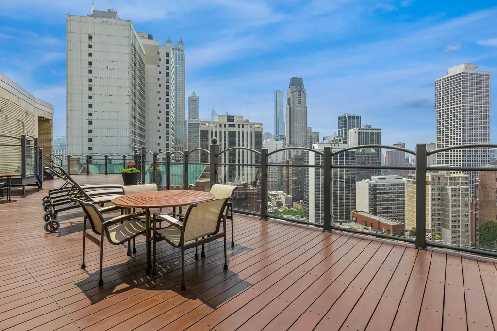 1150 North Lake Shore Drive Chicago IL 60611