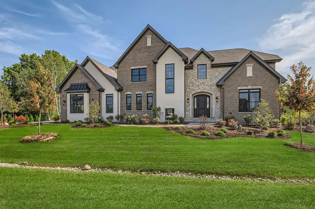 14 Alexandra Drive Mettawa IL 60048