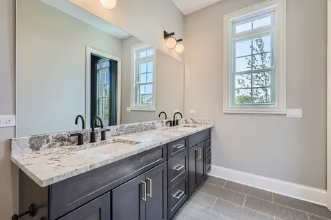 14 Alexandra Drive Mettawa IL 60048