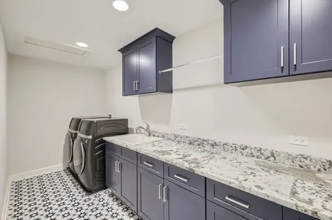 14 Alexandra Drive Mettawa IL 60048