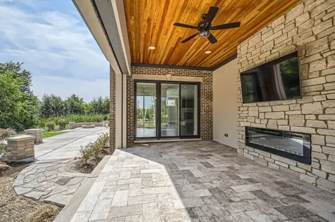 14 Alexandra Drive Mettawa IL 60048