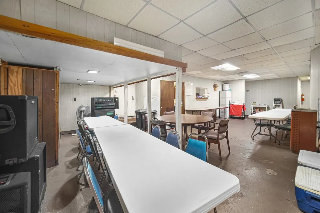 4727 South Wabash Avenue Chicago IL 60615