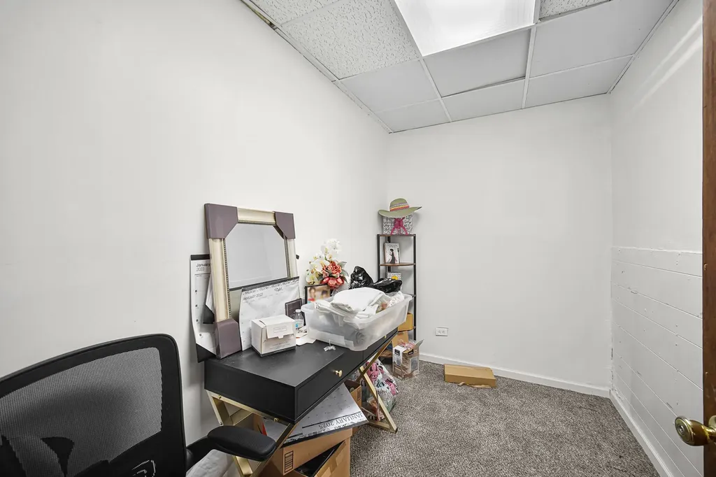 4727 South Wabash Avenue Chicago IL 60615