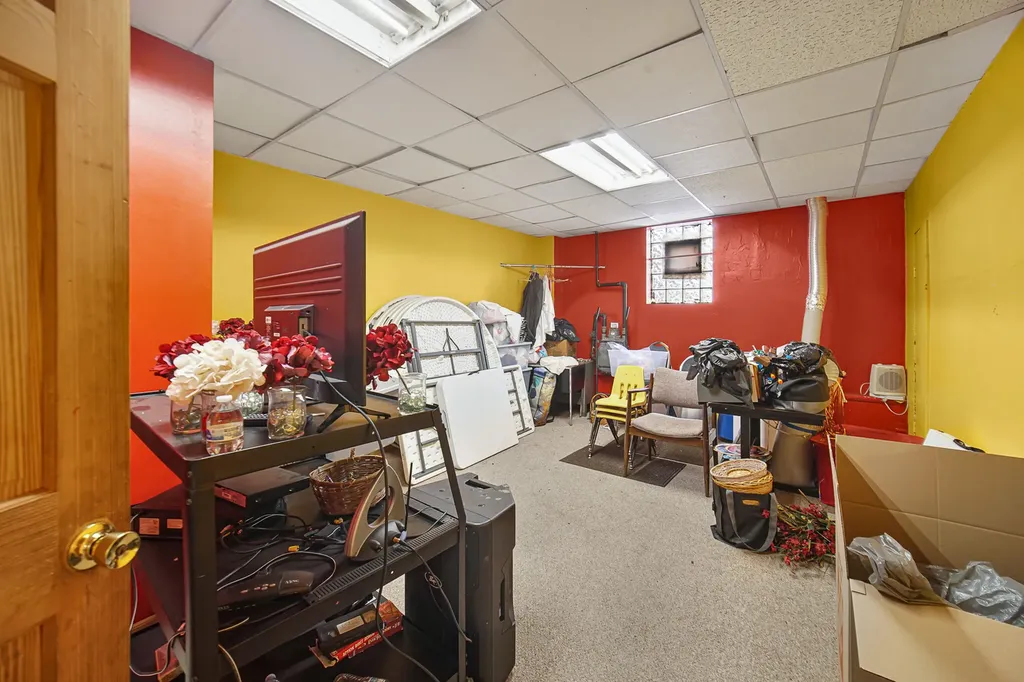 4727 South Wabash Avenue Chicago IL 60615