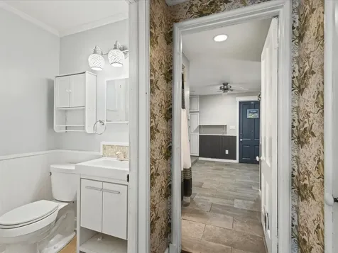 615 Dean Street Woodstock IL 60098