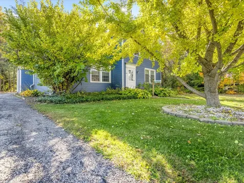615 Dean Street Woodstock IL 60098