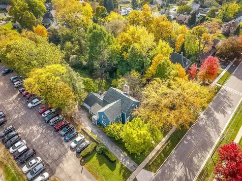 615 Dean Street Woodstock IL 60098