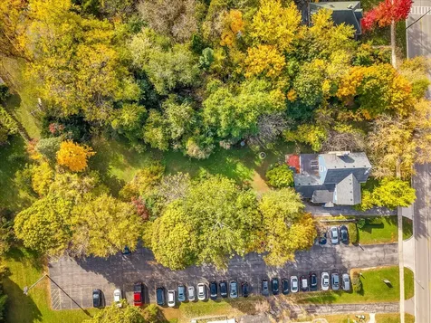 615 Dean Street Woodstock IL 60098