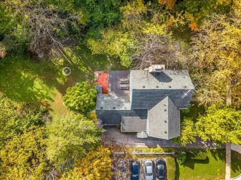 615 Dean Street Woodstock IL 60098