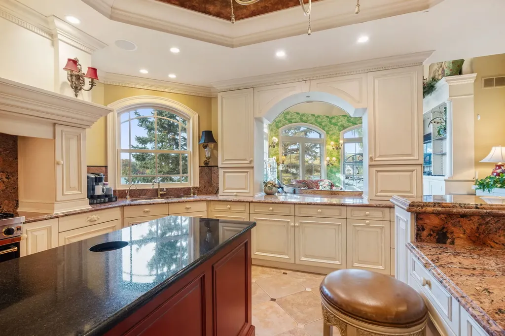 561 West 58th Street Hinsdale IL 60521