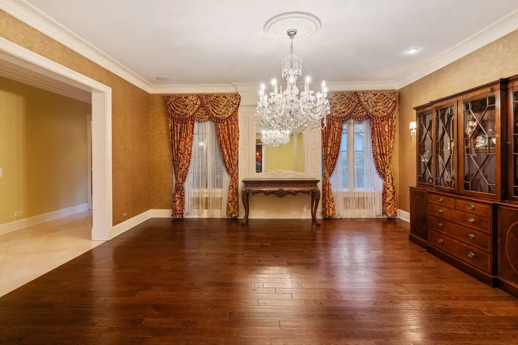 561 West 58th Street Hinsdale IL 60521