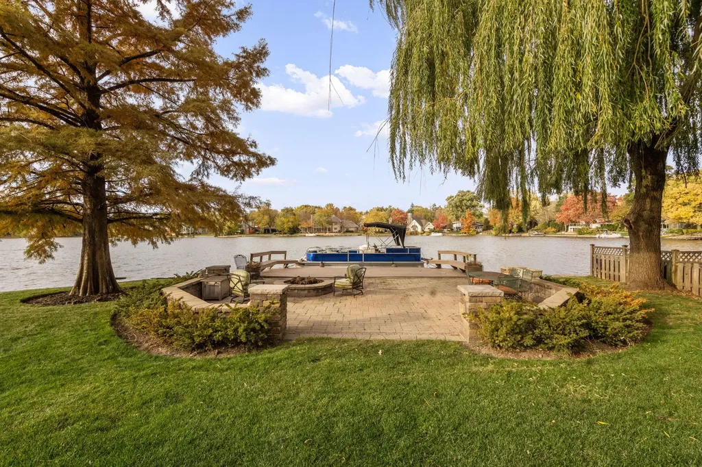 561 West 58th Street Hinsdale IL 60521
