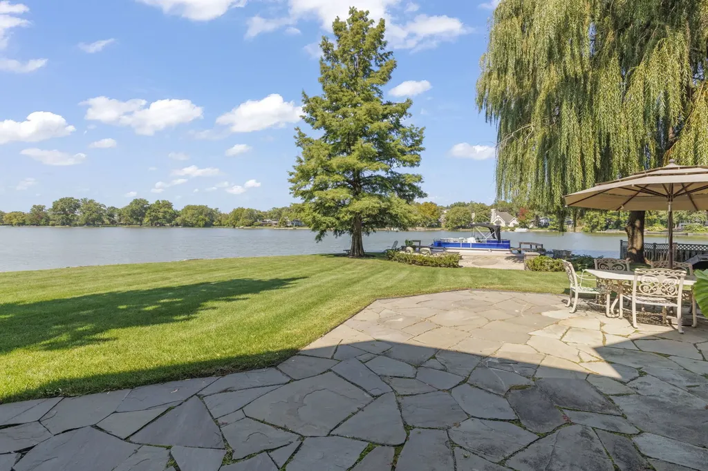 561 West 58th Street Hinsdale IL 60521