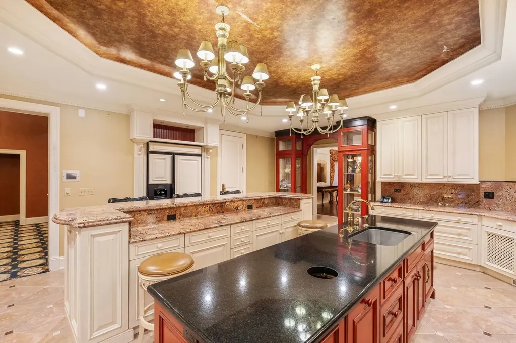 561 West 58th Street Hinsdale IL 60521