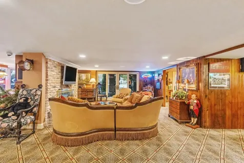 561 West 58th Street Hinsdale IL 60521
