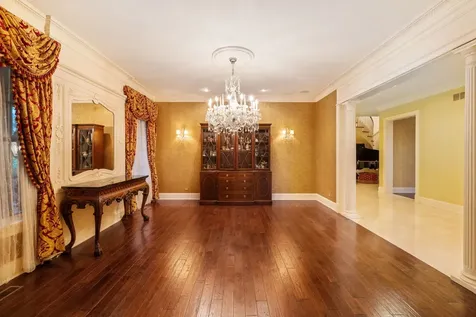 561 West 58th Street Hinsdale IL 60521