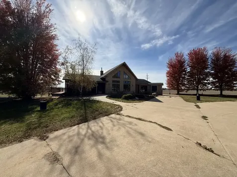 11379 Us 20 Highway E Stockton IL 61085