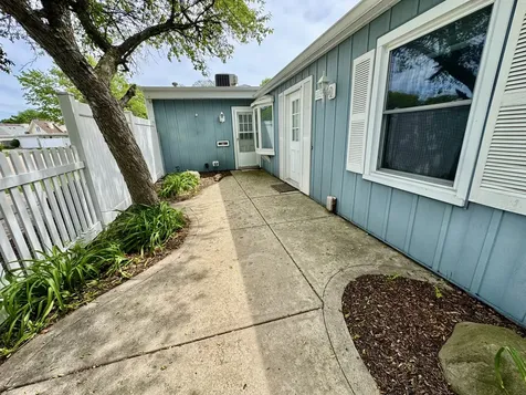 119 Garden Drive Montgomery IL 60538