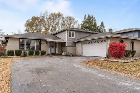 943 East 193rd Place Glenwood IL 60425