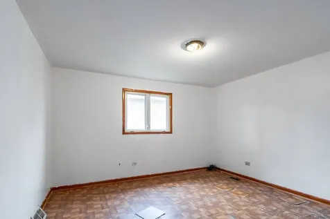 943 East 193rd Place Glenwood IL 60425