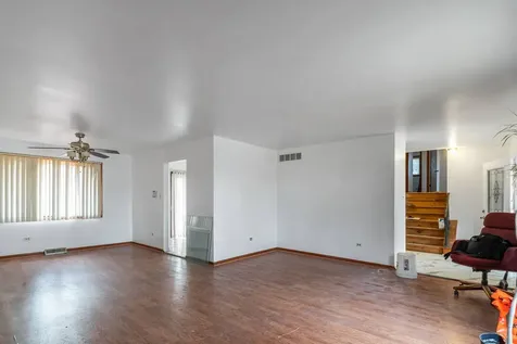 943 East 193rd Place Glenwood IL 60425