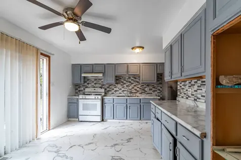 943 East 193rd Place Glenwood IL 60425