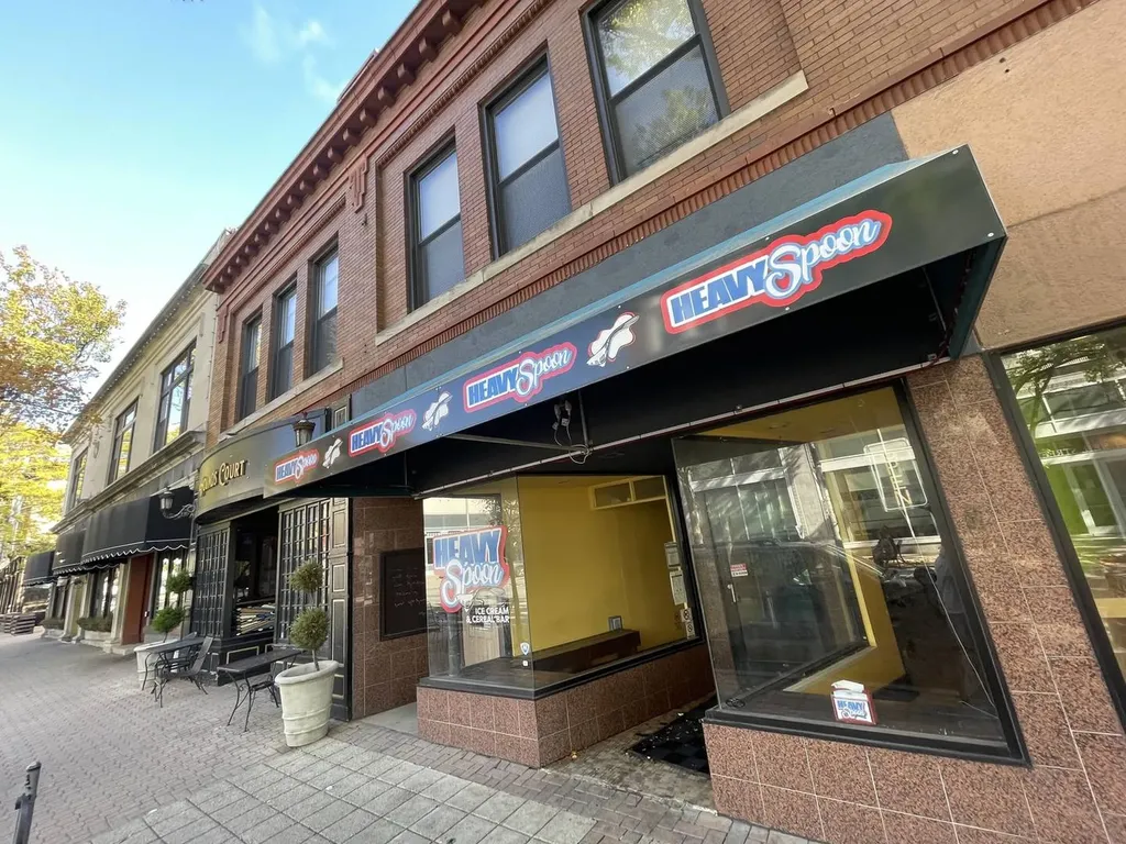 118 North Neil Street Champaign IL 61820