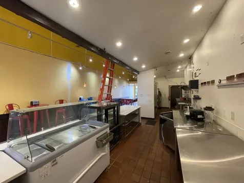 118 North Neil Street Champaign IL 61820