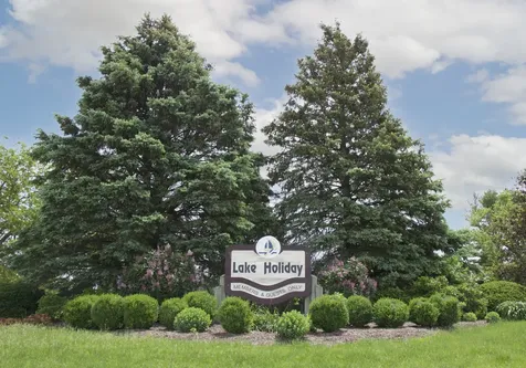 876 Holiday Drive Lake Holiday IL 60548