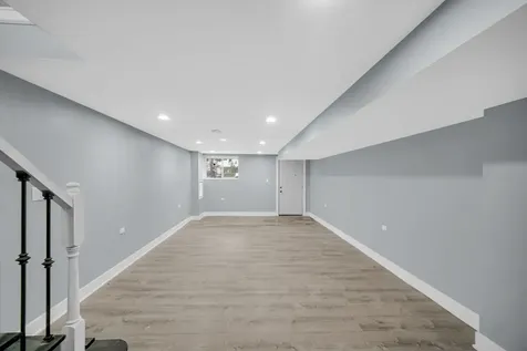 4343 South Ellis Avenue Chicago IL 60653