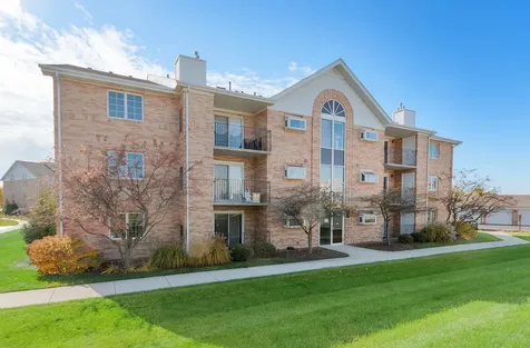 18302 Robin Lane Homewood IL 60430