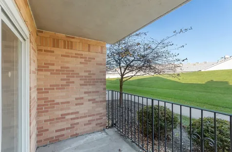 18302 Robin Lane Homewood IL 60430