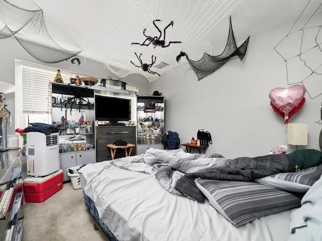 5758 West 65th Street Chicago IL 60638