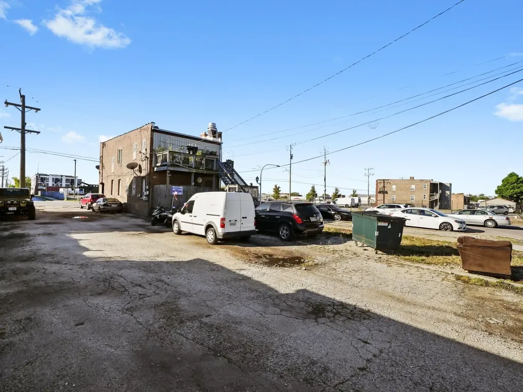 5758 West 65th Street Chicago IL 60638
