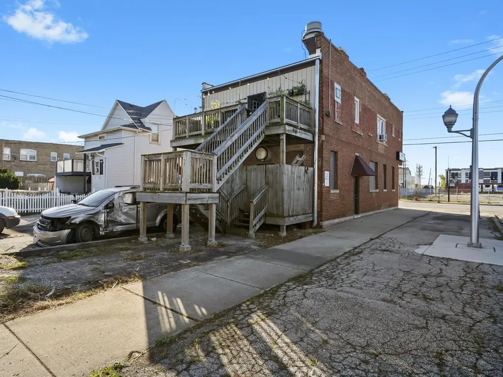 5758 West 65th Street Chicago IL 60638